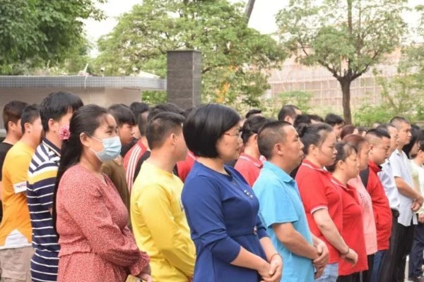 四月也要元?dú)鉂M滿！萬昌公司昨日召開全體動員晨會